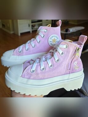 Sz 13 Toddler Girl's CONVERSE CTAS LUGGED LIFT PLATFORM Embroidery Flowers